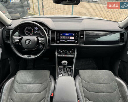 Серый Шкода Kodiaq, объемом двигателя 1.98 л и пробегом 143 тыс. км за 26490 $, фото 30 на Automoto.ua