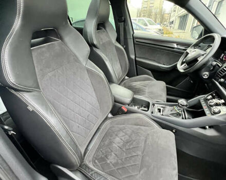 Серый Шкода Kodiaq, объемом двигателя 1.97 л и пробегом 17 тыс. км за 33000 $, фото 13 на Automoto.ua