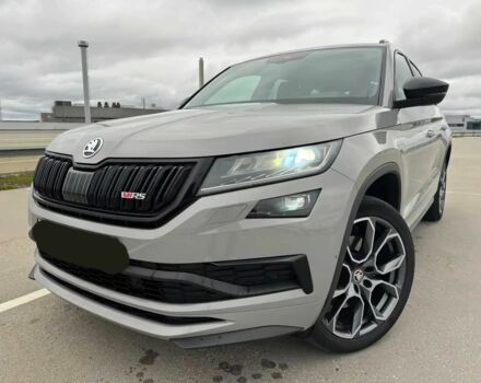 Серый Шкода Kodiaq, объемом двигателя 2 л и пробегом 127 тыс. км за 17700 $, фото 1 на Automoto.ua