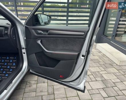 Серый Шкода Kodiaq, объемом двигателя 2 л и пробегом 145 тыс. км за 37900 $, фото 35 на Automoto.ua