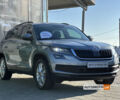 Шкода Kodiaq 2020 в Хмельницком на Automoto.ua Серый Шкода Kodiaq, объемом двигателя 2 л и пробегом 93 тыс. км за 31239 $, фото 1 на Automoto.ua