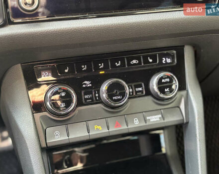 Шкода Kodiaq 2020 у Києві на Automoto.ua Сірий Шкода Kodiaq, об'ємом двигуна 2 л та пробігом 255 тис. км за 25999 $, фото 12 на Automoto.ua