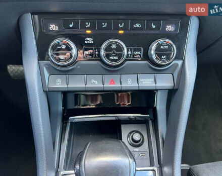 Серый Шкода Kodiaq, объемом двигателя 1.97 л и пробегом 77 тыс. км за 29999 $, фото 29 на Automoto.ua