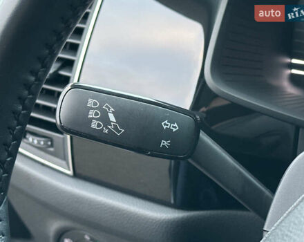 Серый Шкода Kodiaq, объемом двигателя 2 л и пробегом 181 тыс. км за 35399 $, фото 112 на Automoto.ua