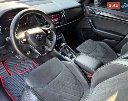 Шкода Kodiaq 2021 в Ровно на Automoto.ua Серый Шкода Kodiaq, объемом двигателя 1.98 л и пробегом 92 тыс. км за 35300 $, фото 23 на Automoto.ua