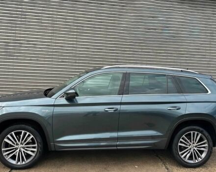 Серый Шкода Kodiaq, объемом двигателя 2 л и пробегом 18 тыс. км за 24000 $, фото 2 на Automoto.ua