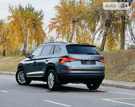 Сірий Шкода Kodiaq, об'ємом двигуна 2 л та пробігом 6 тис. км за 37999 $, фото 111 на Automoto.ua