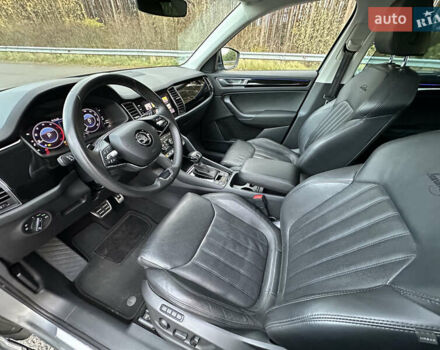 Серый Шкода Kodiaq, объемом двигателя 2 л и пробегом 181 тыс. км за 35399 $, фото 72 на Automoto.ua