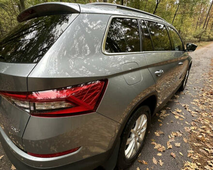 Серый Шкода Kodiaq, объемом двигателя 1.97 л и пробегом 82 тыс. км за 35250 $, фото 11 на Automoto.ua