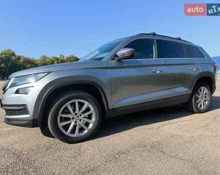 Серый Шкода Kodiaq, объемом двигателя 1.98 л и пробегом 112 тыс. км за 30787 $, фото 6 на Automoto.ua