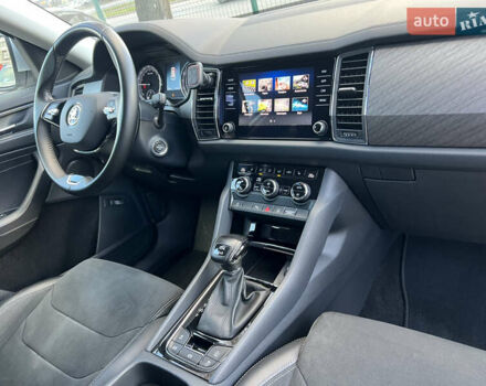 Серый Шкода Kodiaq, объемом двигателя 1.97 л и пробегом 77 тыс. км за 29999 $, фото 23 на Automoto.ua