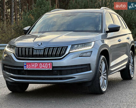 Серый Шкода Kodiaq, объемом двигателя 2 л и пробегом 181 тыс. км за 35399 $, фото 6 на Automoto.ua