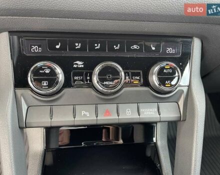 Серый Шкода Kodiaq, объемом двигателя 1.98 л и пробегом 75 тыс. км за 35700 $, фото 47 на Automoto.ua