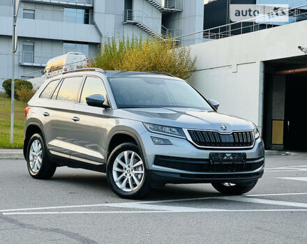 Серый Шкода Kodiaq, объемом двигателя 2 л и пробегом 6 тыс. км за 37999 $, фото 7 на Automoto.ua