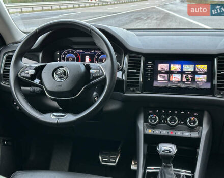 Серый Шкода Kodiaq, объемом двигателя 2 л и пробегом 181 тыс. км за 35399 $, фото 104 на Automoto.ua
