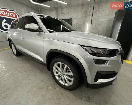 Серый Шкода Kodiaq, объемом двигателя 1.97 л и пробегом 189 тыс. км за 31000 $, фото 17 на Automoto.ua