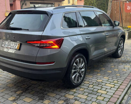 Серый Шкода Kodiaq, объемом двигателя 1.97 л и пробегом 141 тыс. км за 29999 $, фото 109 на Automoto.ua