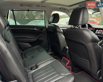 Серый Шкода Kodiaq, объемом двигателя 1.97 л и пробегом 177 тыс. км за 35999 $, фото 41 на Automoto.ua