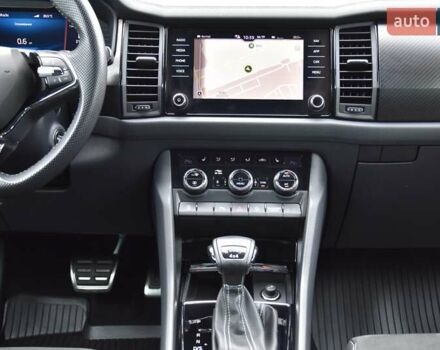 Шкода Kodiaq 2021 в Львове на Automoto.ua Серый Шкода Kodiaq, объемом двигателя 1.97 л и пробегом 108 тыс. км за 42999 $, фото 40 на Automoto.ua