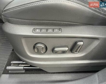 Серый Шкода Kodiaq, объемом двигателя 1.98 л и пробегом 75 тыс. км за 35700 $, фото 40 на Automoto.ua