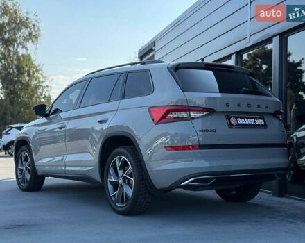 Шкода Kodiaq 2021 в Ровно на Automoto.ua Серый Шкода Kodiaq, объемом двигателя 1.98 л и пробегом 92 тыс. км за 35300 $, фото 5 на Automoto.ua
