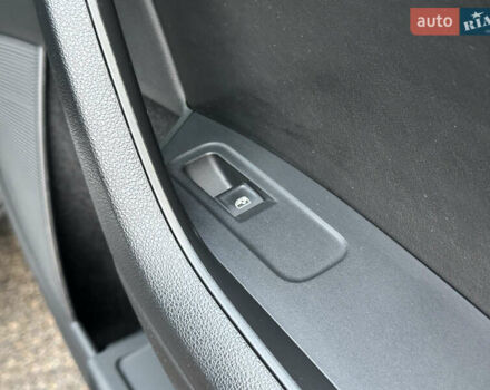 Серый Шкода Kodiaq, объемом двигателя 2 л и пробегом 181 тыс. км за 35399 $, фото 97 на Automoto.ua