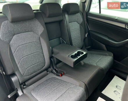 Серый Шкода Kodiaq, объемом двигателя 2 л и пробегом 181 тыс. км за 31500 $, фото 11 на Automoto.ua