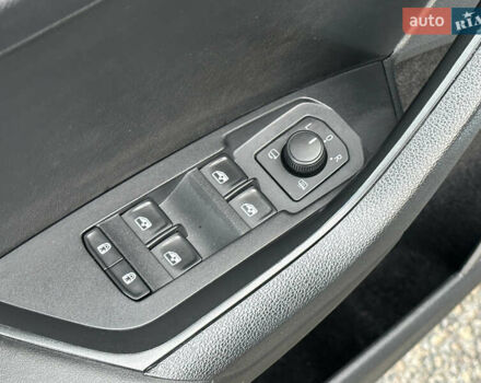 Серый Шкода Kodiaq, объемом двигателя 2 л и пробегом 181 тыс. км за 35399 $, фото 65 на Automoto.ua