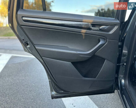 Сірий Шкода Kodiaq, об'ємом двигуна 1.97 л та пробігом 248 тис. км за 27499 $, фото 23 на Automoto.ua