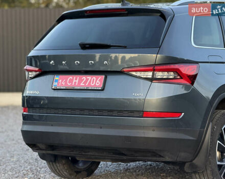 Сірий Шкода Kodiaq, об'ємом двигуна 2 л та пробігом 174 тис. км за 31999 $, фото 18 на Automoto.ua
