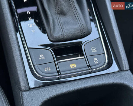 Серый Шкода Kodiaq, объемом двигателя 2 л и пробегом 181 тыс. км за 35399 $, фото 132 на Automoto.ua