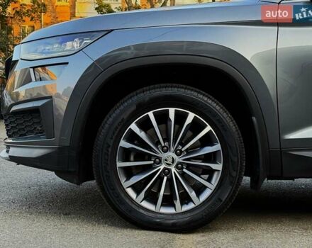 Серый Шкода Kodiaq, объемом двигателя 1.98 л и пробегом 36 тыс. км за 32999 $, фото 14 на Automoto.ua