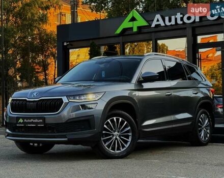 Серый Шкода Kodiaq, объемом двигателя 1.98 л и пробегом 36 тыс. км за 32999 $, фото 4 на Automoto.ua