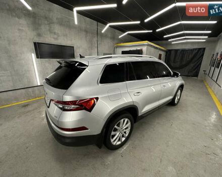 Серый Шкода Kodiaq, объемом двигателя 1.97 л и пробегом 189 тыс. км за 31000 $, фото 14 на Automoto.ua