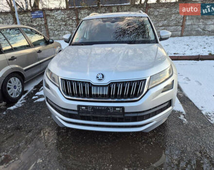 Шкода Kodiaq 2021 в Львове на Automoto.ua Серый Шкода Kodiaq, объемом двигателя 1.97 л и пробегом 103 тыс. км за 38777 $, фото 1 на Automoto.ua