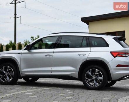 Шкода Kodiaq 2021 в Львове на Automoto.ua Серый Шкода Kodiaq, объемом двигателя 1.97 л и пробегом 108 тыс. км за 42999 $, фото 17 на Automoto.ua