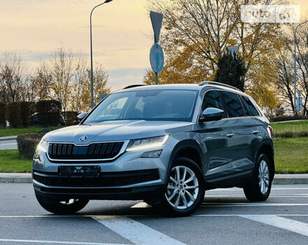 Сірий Шкода Kodiaq, об'ємом двигуна 2 л та пробігом 6 тис. км за 37999 $, фото 139 на Automoto.ua