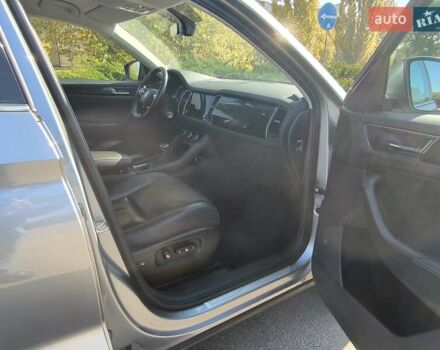 Серый Шкода Kodiaq, объемом двигателя 1.98 л и пробегом 112 тыс. км за 30787 $, фото 15 на Automoto.ua