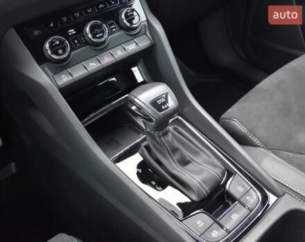 Шкода Kodiaq 2021 в Львове на Automoto.ua Серый Шкода Kodiaq, объемом двигателя 1.97 л и пробегом 108 тыс. км за 42999 $, фото 43 на Automoto.ua
