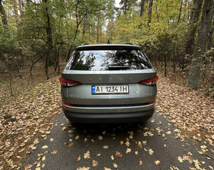 Серый Шкода Kodiaq, объемом двигателя 1.97 л и пробегом 82 тыс. км за 35250 $, фото 7 на Automoto.ua