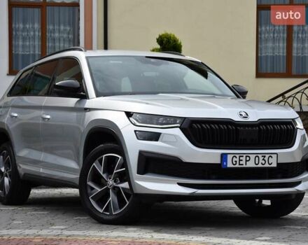 Шкода Kodiaq 2021 в Львове на Automoto.ua Серый Шкода Kodiaq, объемом двигателя 1.97 л и пробегом 108 тыс. км за 42999 $, фото 2 на Automoto.ua