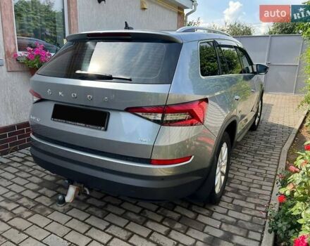 Серый Шкода Kodiaq, объемом двигателя 1.97 л и пробегом 102 тыс. км за 35000 $, фото 1 на Automoto.ua