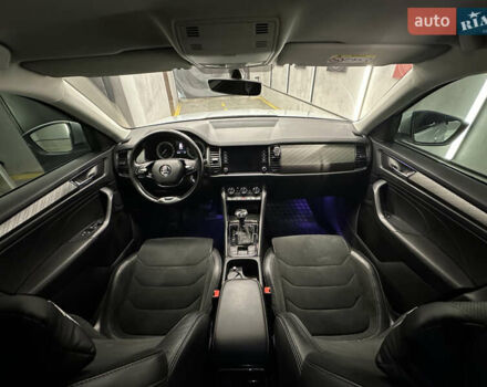 Серый Шкода Kodiaq, объемом двигателя 1.97 л и пробегом 189 тыс. км за 31000 $, фото 33 на Automoto.ua