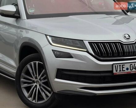 Серый Шкода Kodiaq, объемом двигателя 1.97 л и пробегом 177 тыс. км за 35999 $, фото 6 на Automoto.ua