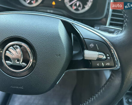 Шкода Kodiaq 2021 в Киеве на Automoto.ua Серый Шкода Kodiaq, объемом двигателя 1.97 л и пробегом 248 тыс. км за 27999 $, фото 13 на Automoto.ua