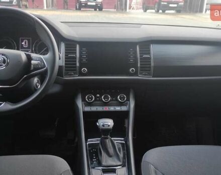 Серый Шкода Kodiaq, объемом двигателя 2 л и пробегом 19 тыс. км за 33200 $, фото 9 на Automoto.ua