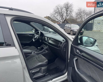 Сірий Шкода Kodiaq, об'ємом двигуна 2 л та пробігом 118 тис. км за 40001 $, фото 42 на Automoto.ua