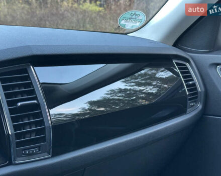 Серый Шкода Kodiaq, объемом двигателя 2 л и пробегом 181 тыс. км за 35399 $, фото 133 на Automoto.ua