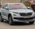 Серый Шкода Kodiaq, объемом двигателя 1.97 л и пробегом 177 тыс. км за 35999 $, фото 4 на Automoto.ua