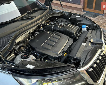 Серый Шкода Kodiaq, объемом двигателя 1.97 л и пробегом 141 тыс. км за 29999 $, фото 60 на Automoto.ua